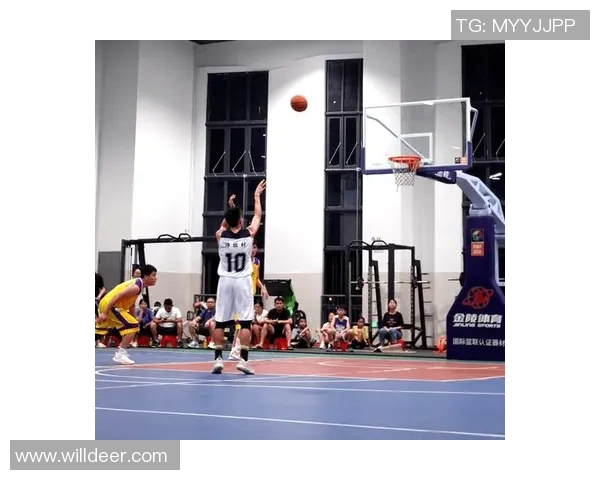 波德戈里与亚高斯篮球对决精彩回顾与赛场分析 波德戈里与亚高斯篮球对决精彩回顾与赛场分析