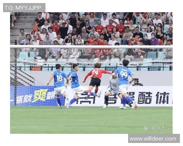 激情四溢的球赛现场直播精彩回放，实时比分更新，带你感受激烈赛场气氛